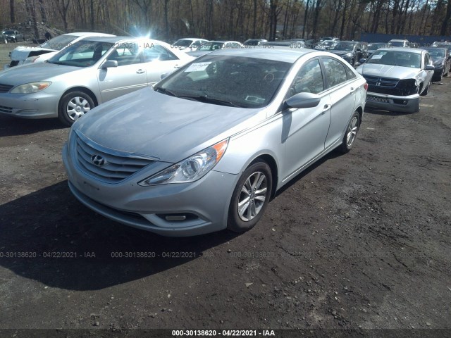 Photo 1 VIN: 5NPEB4AC2CH437120 - HYUNDAI SONATA 