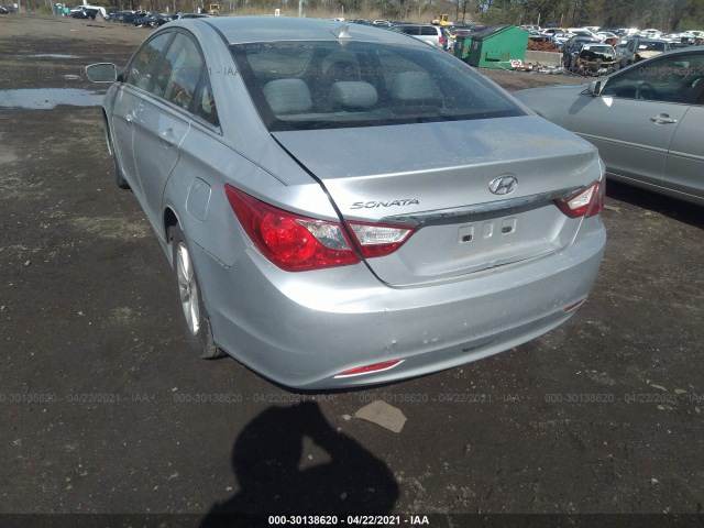 Photo 5 VIN: 5NPEB4AC2CH437120 - HYUNDAI SONATA 