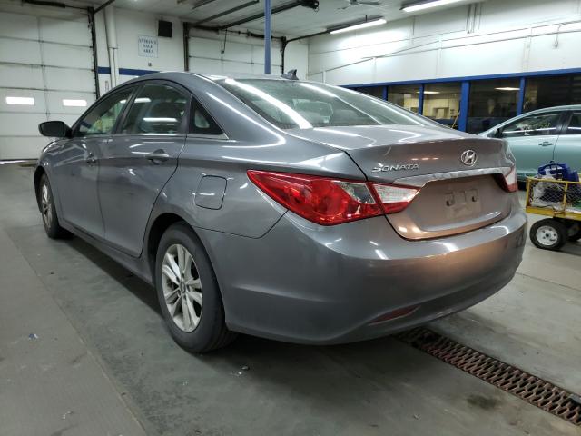 Photo 2 VIN: 5NPEB4AC2CH457867 - HYUNDAI SONATA GLS 