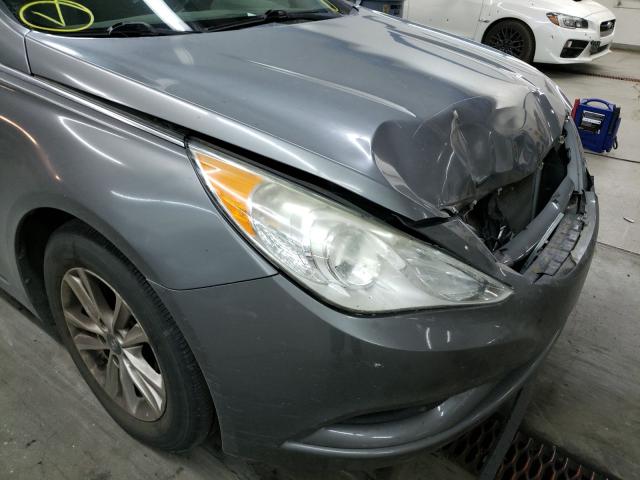 Photo 8 VIN: 5NPEB4AC2CH457867 - HYUNDAI SONATA GLS 