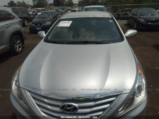 Photo 5 VIN: 5NPEB4AC2CH469677 - HYUNDAI SONATA 