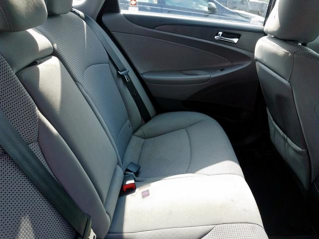 Photo 5 VIN: 5NPEB4AC2CH469873 - HYUNDAI SONATA GLS 