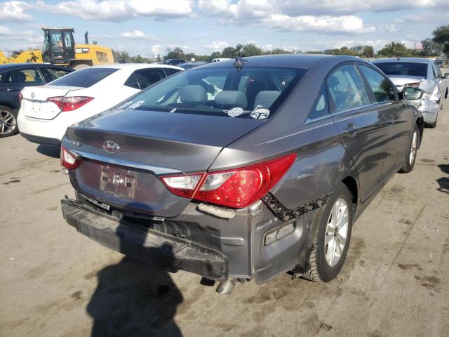 Photo 3 VIN: 5NPEB4AC2CH483904 - HYUNDAI SONATA GLS 