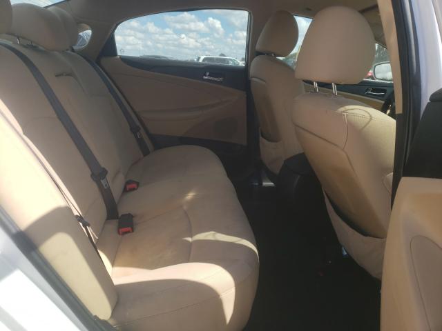 Photo 5 VIN: 5NPEB4AC2CH487998 - HYUNDAI SONATA GLS 