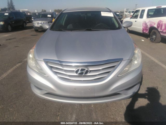 Photo 5 VIN: 5NPEB4AC2CH490111 - HYUNDAI SONATA 