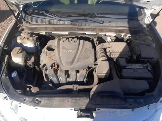 Photo 6 VIN: 5NPEB4AC2CH495373 - HYUNDAI SONATA GLS 