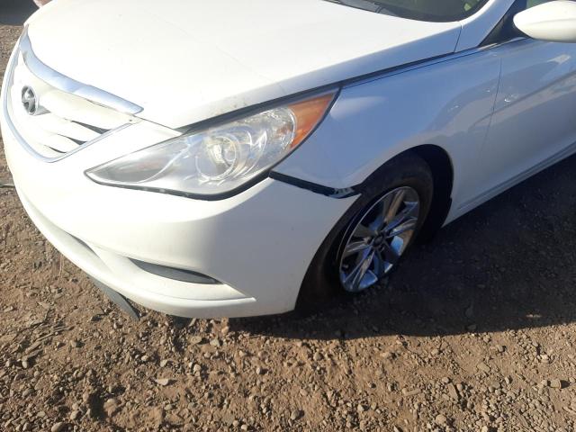 Photo 8 VIN: 5NPEB4AC2CH495373 - HYUNDAI SONATA GLS 