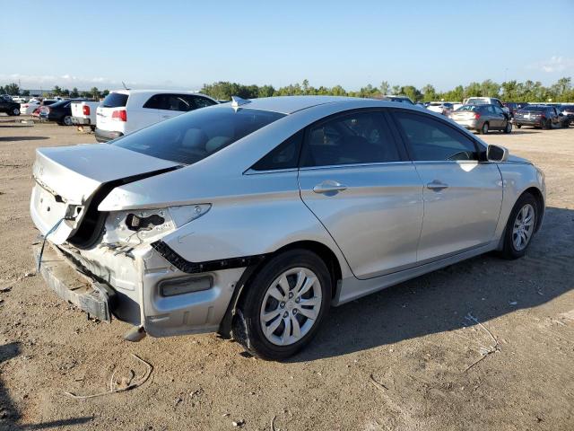 Photo 2 VIN: 5NPEB4AC2CH498080 - HYUNDAI SONATA GLS 