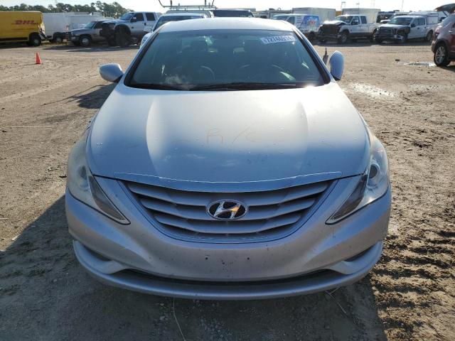 Photo 4 VIN: 5NPEB4AC2CH498080 - HYUNDAI SONATA GLS 