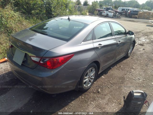 Photo 3 VIN: 5NPEB4AC2DH508639 - HYUNDAI SONATA 