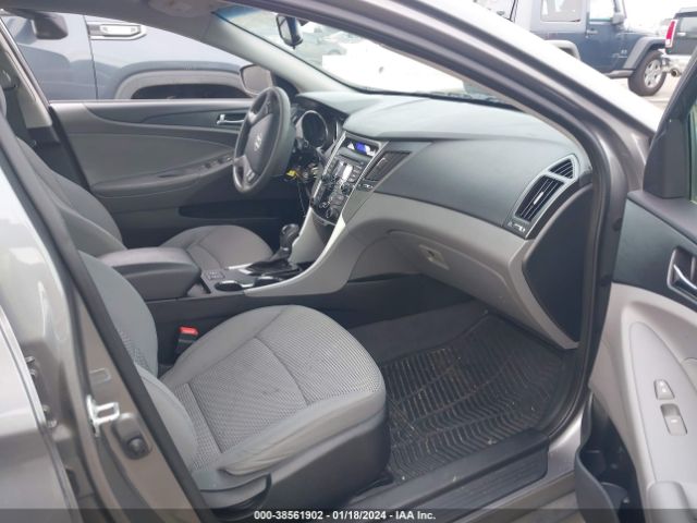 Photo 4 VIN: 5NPEB4AC2DH531063 - HYUNDAI SONATA 