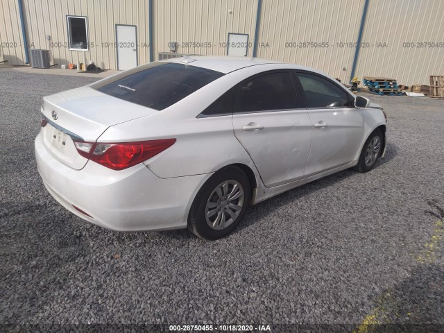 Photo 3 VIN: 5NPEB4AC2DH535114 - HYUNDAI SONATA 