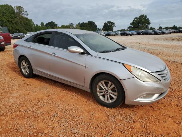 Photo 3 VIN: 5NPEB4AC2DH562068 - HYUNDAI SONATA GLS 