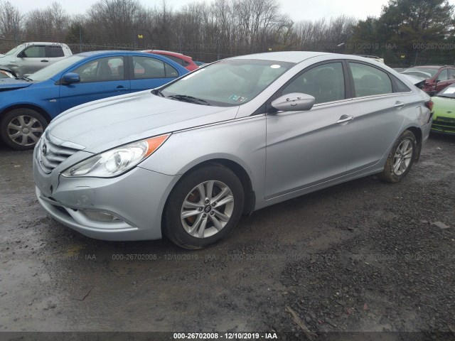 Photo 1 VIN: 5NPEB4AC2DH563480 - HYUNDAI SONATA 