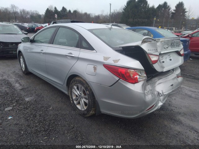 Photo 2 VIN: 5NPEB4AC2DH563480 - HYUNDAI SONATA 