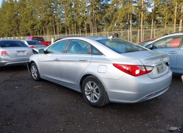 Photo 2 VIN: 5NPEB4AC2DH569957 - HYUNDAI SONATA 