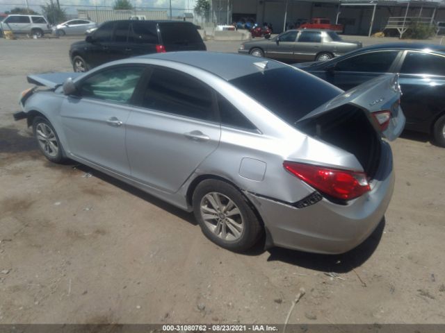 Photo 2 VIN: 5NPEB4AC2DH569960 - HYUNDAI SONATA 