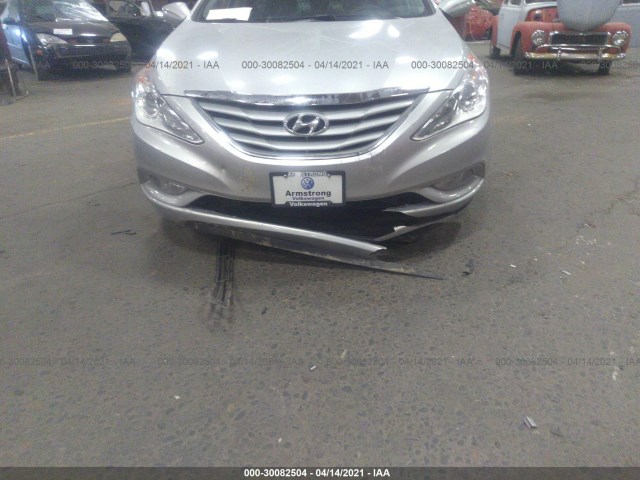 Photo 5 VIN: 5NPEB4AC2DH570803 - HYUNDAI SONATA 