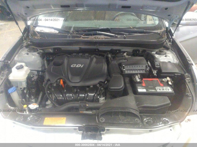 Photo 9 VIN: 5NPEB4AC2DH570803 - HYUNDAI SONATA 