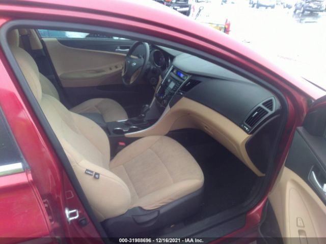 Photo 4 VIN: 5NPEB4AC2DH572745 - HYUNDAI SONATA 