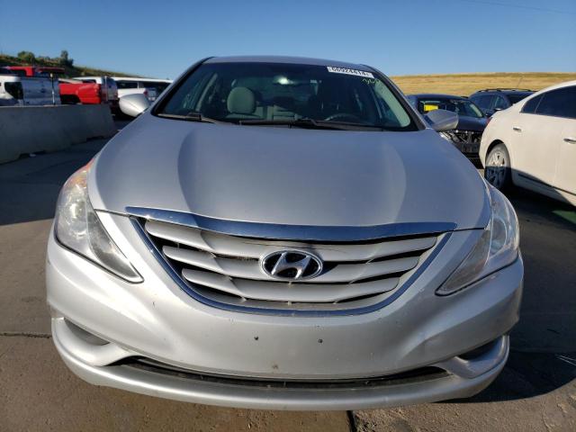 Photo 4 VIN: 5NPEB4AC2DH582529 - HYUNDAI SONATA 