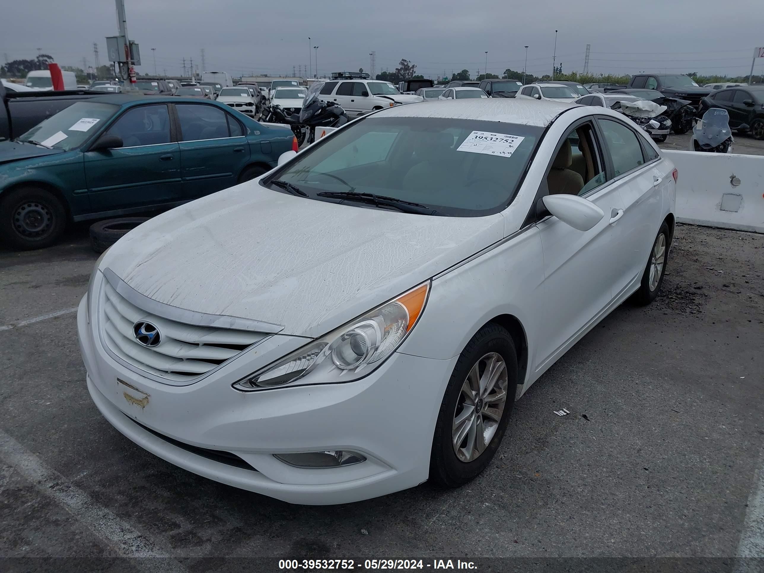 Photo 1 VIN: 5NPEB4AC2DH596477 - HYUNDAI SONATA 