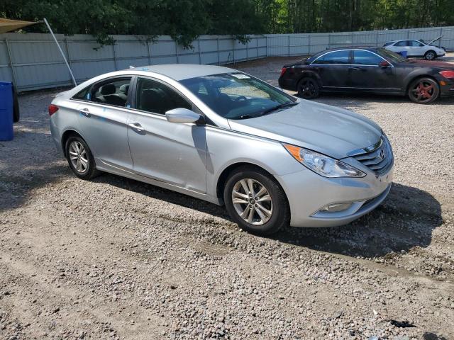 Photo 3 VIN: 5NPEB4AC2DH597208 - HYUNDAI SONATA 