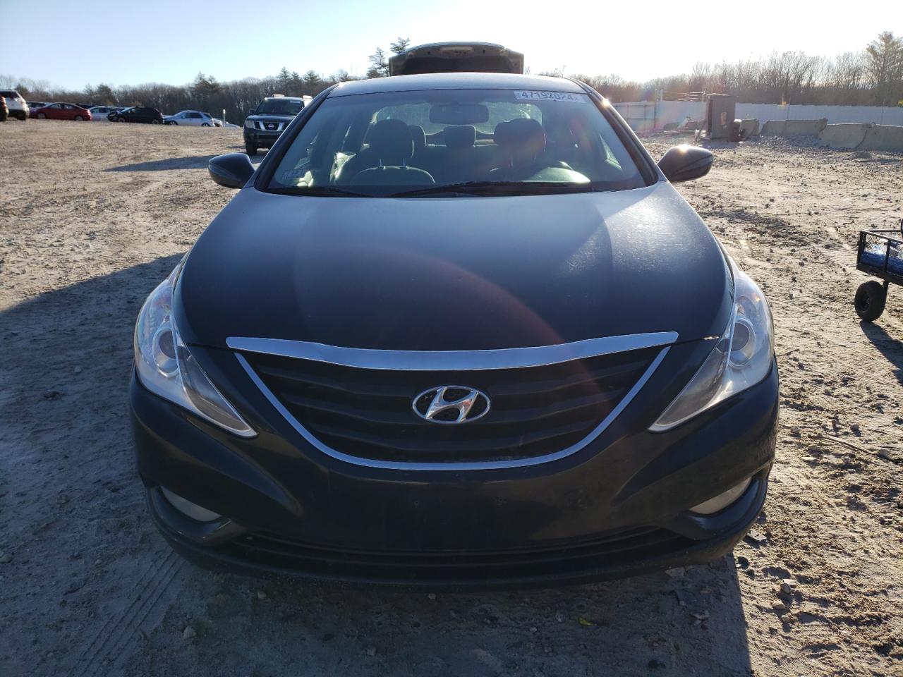 Photo 4 VIN: 5NPEB4AC2DH606828 - HYUNDAI SONATA 