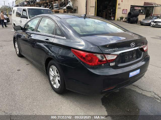 Photo 2 VIN: 5NPEB4AC2DH626030 - HYUNDAI SONATA 