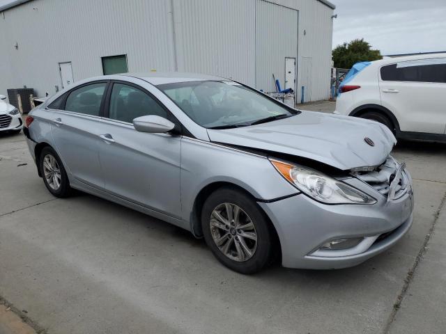 Photo 3 VIN: 5NPEB4AC2DH653776 - HYUNDAI SONATA 