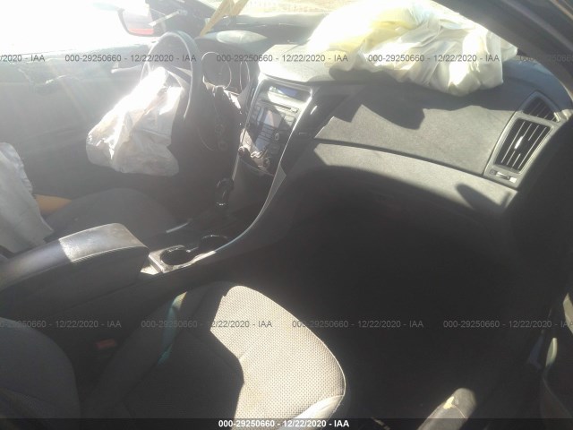 Photo 4 VIN: 5NPEB4AC2DH660114 - HYUNDAI SONATA 