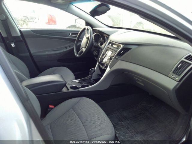 Photo 4 VIN: 5NPEB4AC2DH664373 - HYUNDAI SONATA 