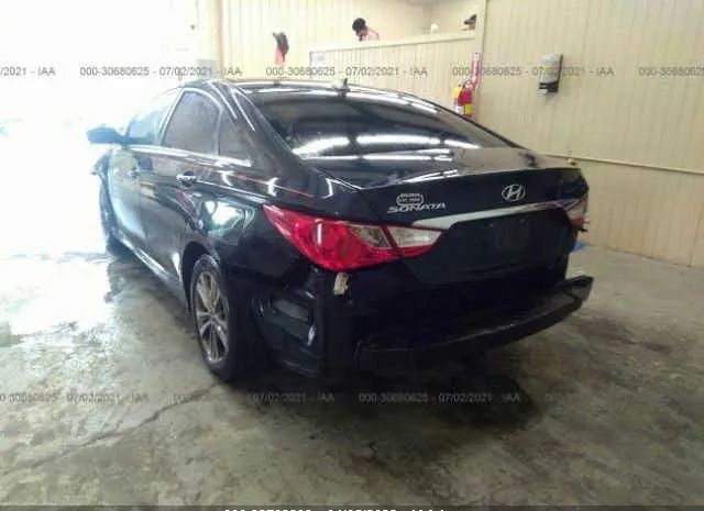 Photo 2 VIN: 5NPEB4AC2DH673056 - HYUNDAI SONATA 