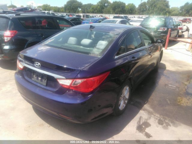 Photo 3 VIN: 5NPEB4AC2DH678970 - HYUNDAI SONATA 