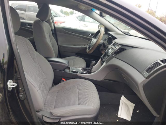 Photo 4 VIN: 5NPEB4AC2DH681433 - HYUNDAI SONATA 