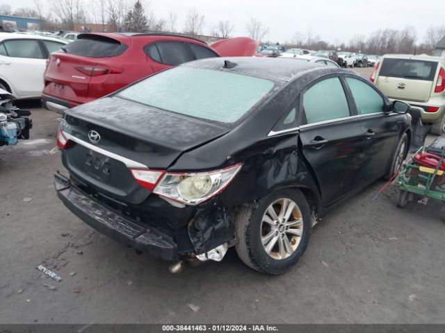 Photo 3 VIN: 5NPEB4AC2DH695347 - HYUNDAI SONATA 