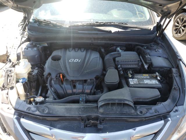 Photo 6 VIN: 5NPEB4AC2DH695400 - HYUNDAI SONATA GLS 