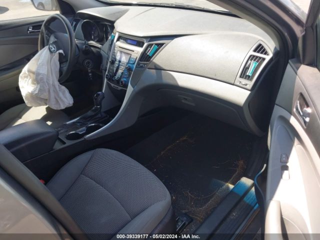 Photo 4 VIN: 5NPEB4AC2DH696689 - HYUNDAI SONATA 