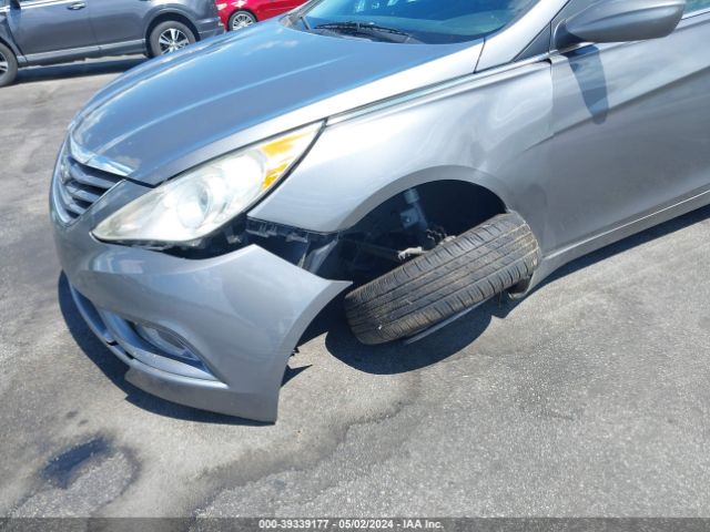 Photo 5 VIN: 5NPEB4AC2DH696689 - HYUNDAI SONATA 