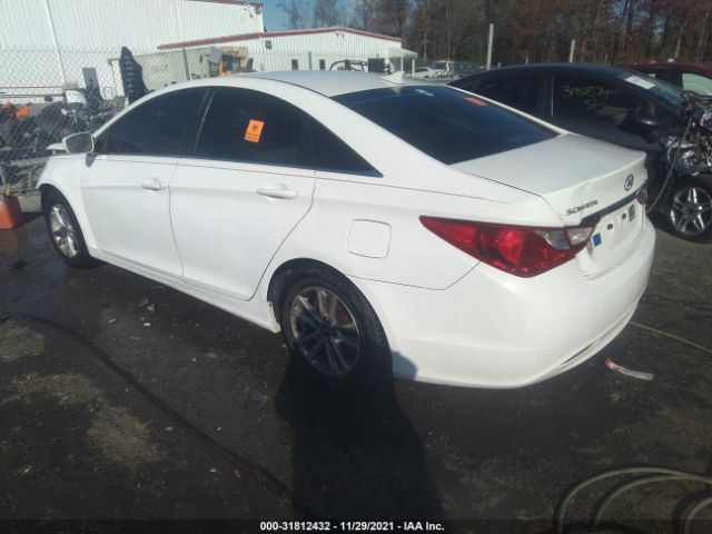 Photo 2 VIN: 5NPEB4AC2DH712051 - HYUNDAI SONATA 