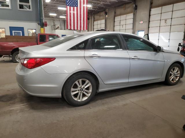 Photo 2 VIN: 5NPEB4AC2DH727262 - HYUNDAI SONATA GLS 