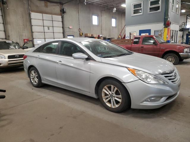 Photo 3 VIN: 5NPEB4AC2DH727262 - HYUNDAI SONATA GLS 