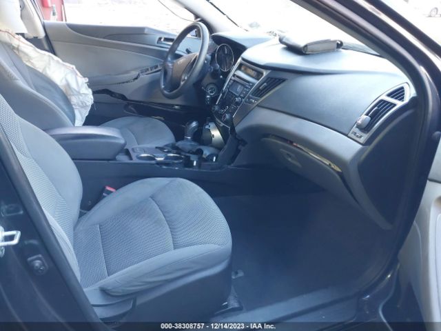 Photo 4 VIN: 5NPEB4AC2DH728010 - HYUNDAI SONATA 