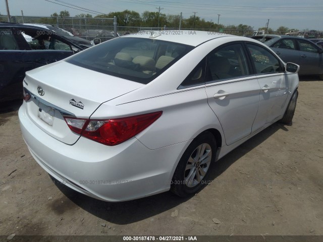 Photo 3 VIN: 5NPEB4AC2DH729545 - HYUNDAI SONATA 