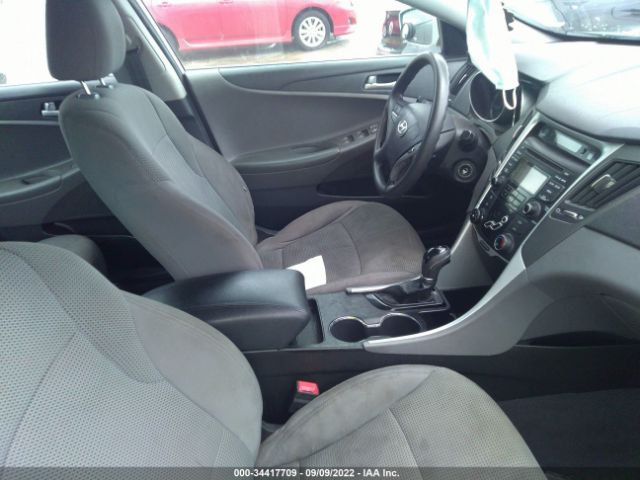 Photo 4 VIN: 5NPEB4AC2DH730890 - HYUNDAI SONATA 