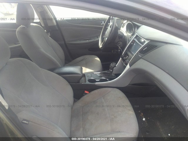 Photo 4 VIN: 5NPEB4AC2DH739766 - HYUNDAI SONATA 