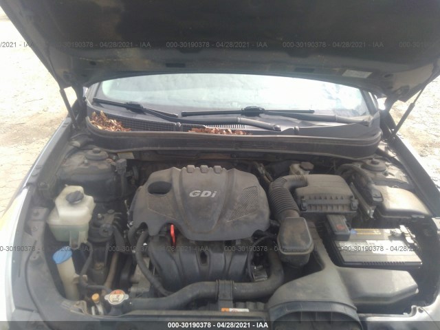 Photo 9 VIN: 5NPEB4AC2DH739766 - HYUNDAI SONATA 