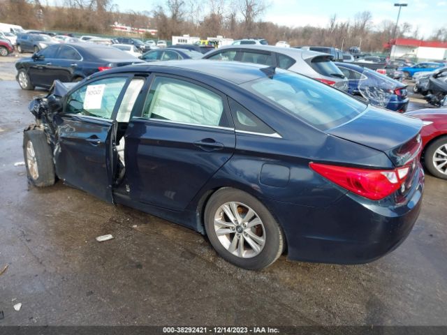 Photo 2 VIN: 5NPEB4AC2DH757376 - HYUNDAI SONATA 