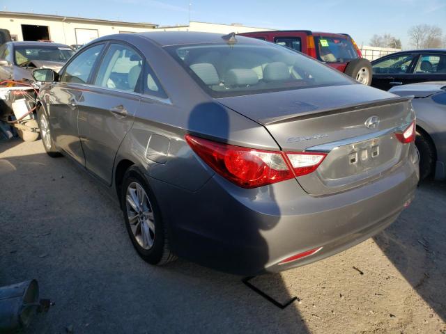 Photo 2 VIN: 5NPEB4AC2DH758592 - HYUNDAI SONATA GLS 