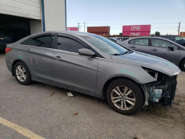 Photo 3 VIN: 5NPEB4AC2DH759984 - HYUNDAI SONATA GLS 